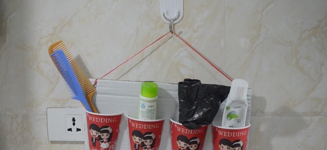 一次性纸杯这样改造一下, 放在卫生间里有大用处, 看完你会感谢我的