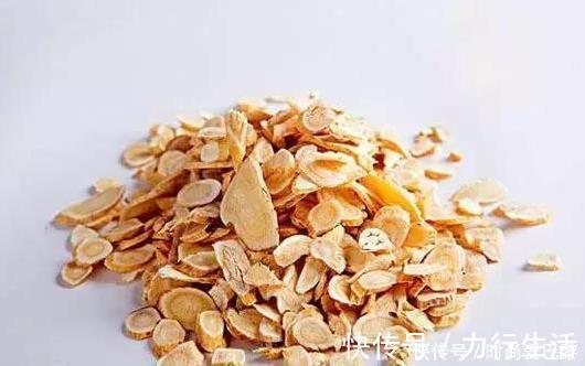 慢性鼻炎|老中医黄芪是一宝,喝黄芪水有12大好处,一起来了解下