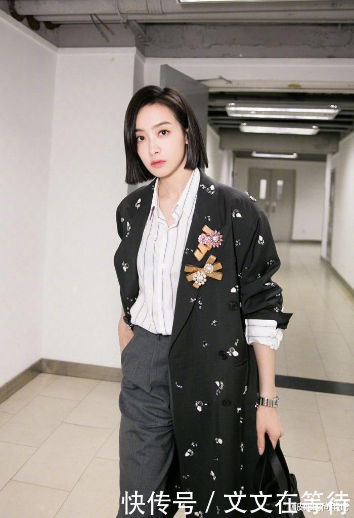 女人|女人穿大衣要显“贵”,这4个要点是关键!照着做显高又显气质