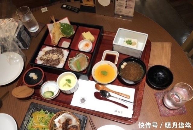 早睡早起|日本人的长寿方法,早睡早起在后面,第一我们都没重视