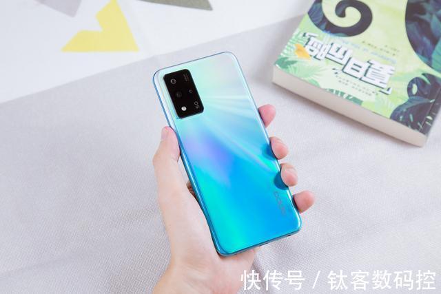 oppo|OPPO A93s新版本上线：看完配置和价格，又是爆款的节奏