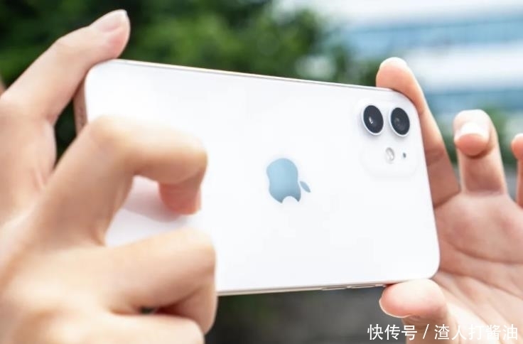 安卓5G手机|别不服,iPhone12是当前最不耗电的手机,远胜安卓5G