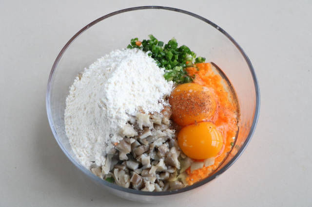 天冷最适合懒人的早餐,10分钟上桌,出锅就馋到流口水,太香了