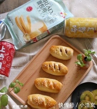 此款面包要收好,简单卷一卷,层次分明,香软可口,在家做方便