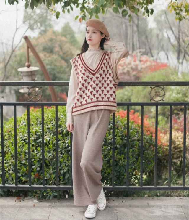 你什么“脸型”，就配什么发型和衣服！自测一下，搭对了美个几倍