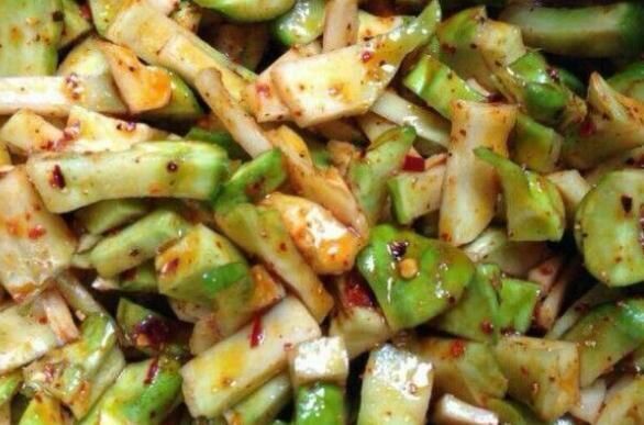 气血|女人不想过早变“黄脸婆”,每天只要吃此菜,气血充足,肤色红润