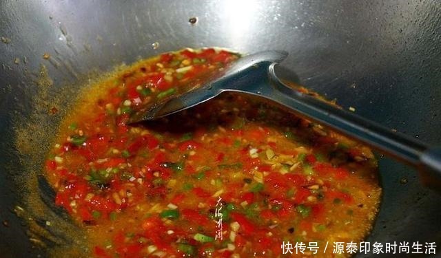 姑姑减肥5年没瘦下来,晚餐拿它当主食,连吃一个月,瘦出小蛮腰