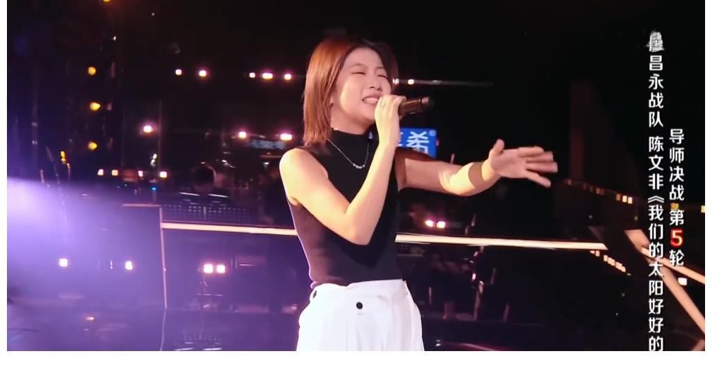 李克勤|《好声音》王靖雯进五强引争议，陈文非被低估，李克勤成最大赢家