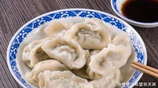  开水|如何煮速冻饺子，冷水还是开水店主分享正道，鲜香不破皮