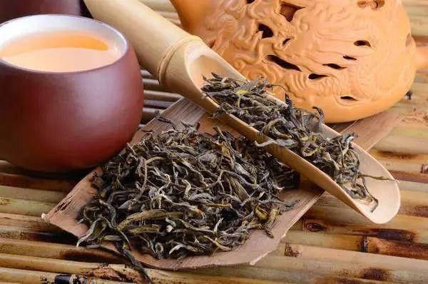 冬天|冬天別喝3種茶，或會毀腎傷胃致癌！愛喝茶的人多留意