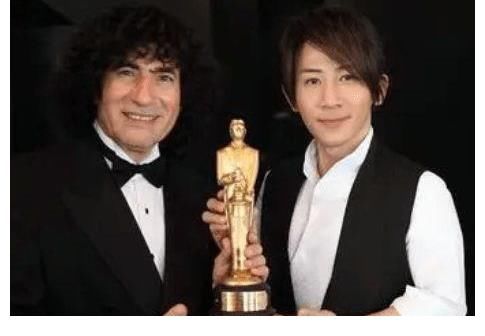 從一夜成名到“消失”在春晚，“大魔術(shù)師”劉謙到底經(jīng)歷了什么？