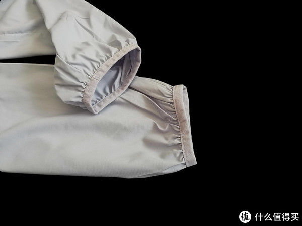 防晒霜|谁说户外运动就会变黑？诺诗兰防晒蝉翼防晒衣呵护你的皮肤