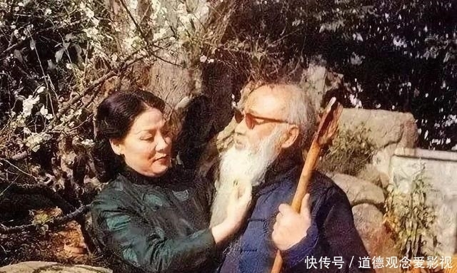 徐雯波|张大千教12岁女生画画,18岁时娶了她,送她的画如今拍卖4377万