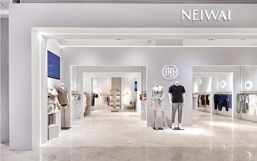 性感|美国时尚品牌没内涵,靠性感营销苟延残喘有些国人还在被割韭菜