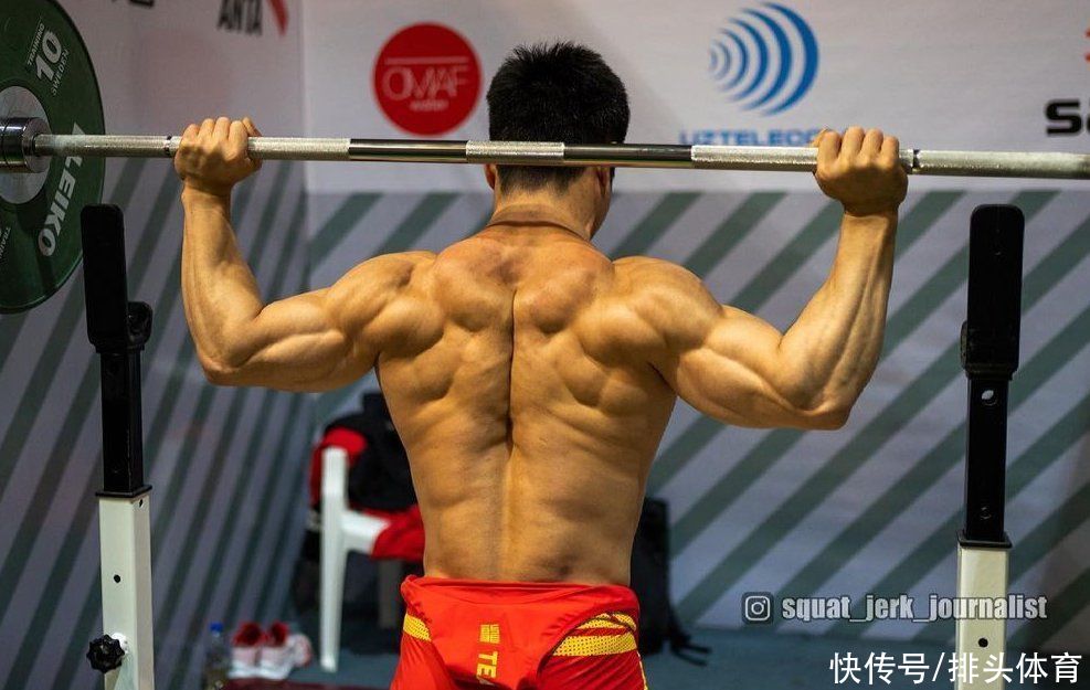 李发彬|李发彬晒魔鬼筋肉!背肌太强了,沟壑式线条,疯狂训练再战全运