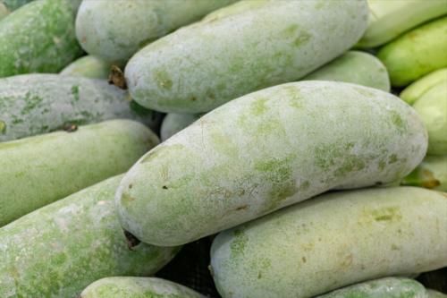 冷藏|冬瓜别再炒着吃了,做成冬瓜糖,清热下火,清香甜蜜,全家抢着吃