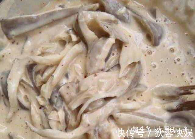 正确做法|椒盐蘑菇要不要焯水,很多人做错了,难怪不酥脆,教你正确做法