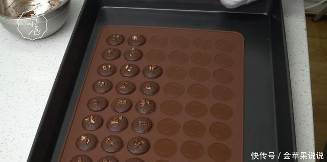 黑巧克力|手残党看过来，没有难度的网红饼干，巧克力脆脆，制作过程很简单