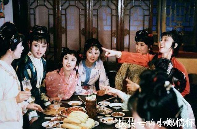 贾元春&红楼梦中,贾元春究竟发现了什么不为人知的秘密,而被皇帝赐死