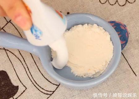 牙膏|鞋子开胶不要扔，牙膏加它涂鞋子上，比502还好，鞋子不开胶