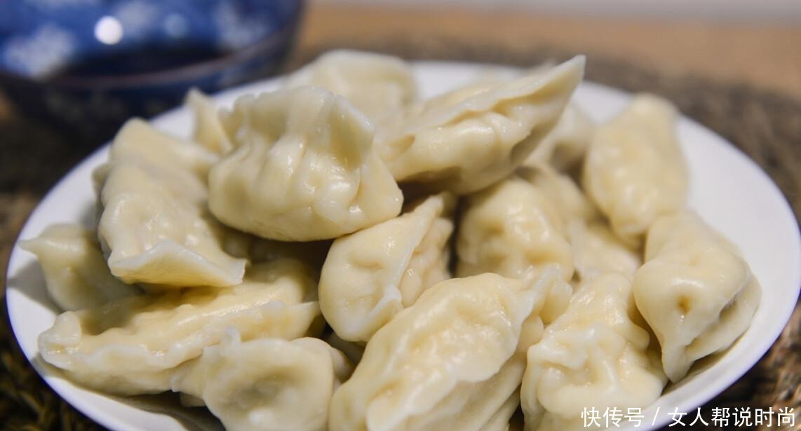 拌饺子馅，加生油还是熟油教你正确做法，别加错了，味道差很多