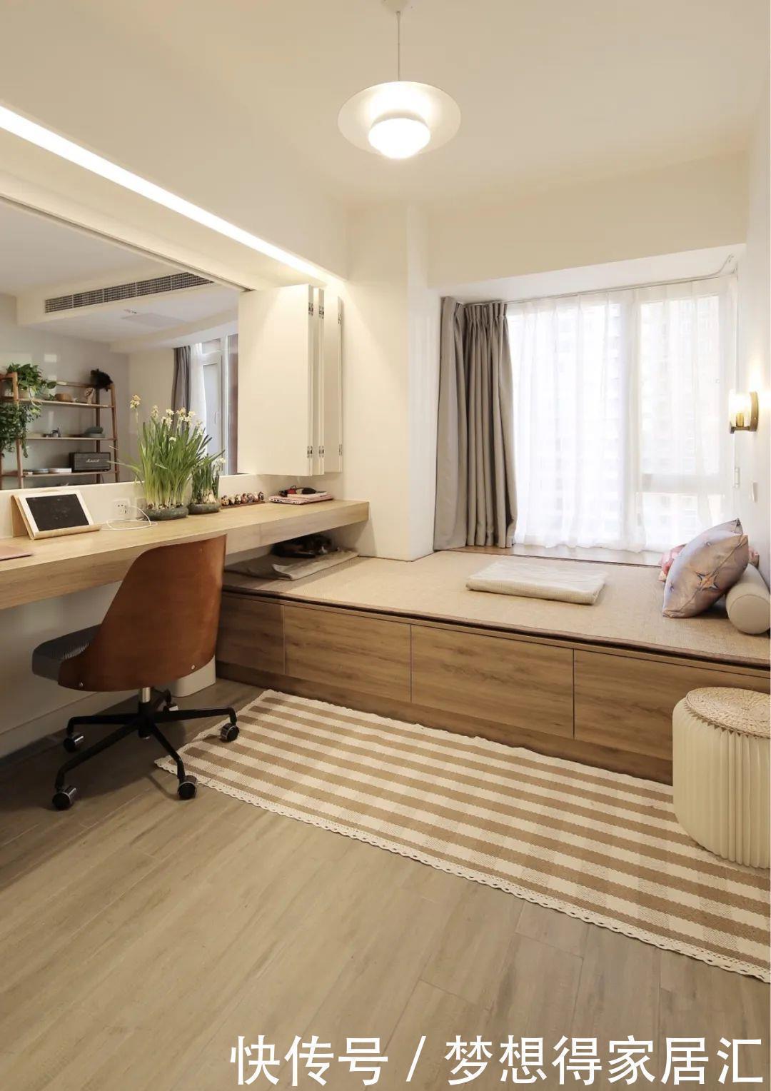 书桌|小卧室不要再买床了,这样装既漂亮又省空间,效果真不错!