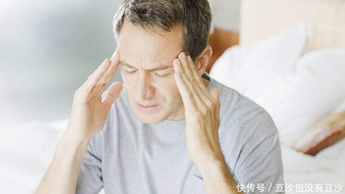  坏习惯|45岁男子确诊晚期口腔癌，不喝酒不抽烟，只因保持一种坏习惯