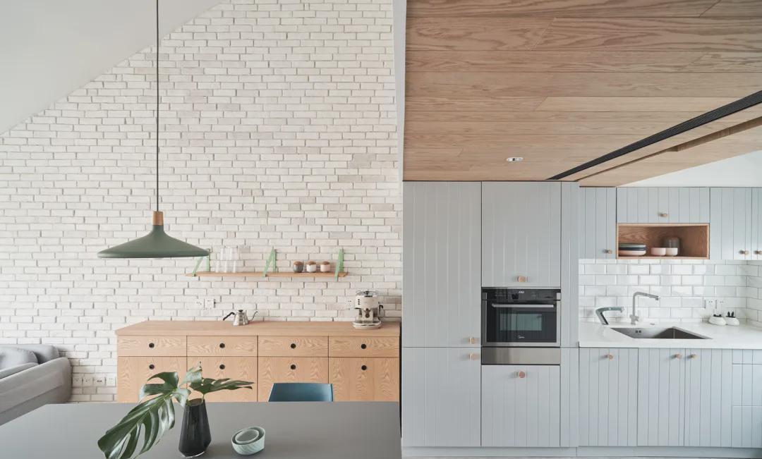 装修设计|夫妇买了116㎡顶楼,当初只是想安静些,却成了装修效仿的对象