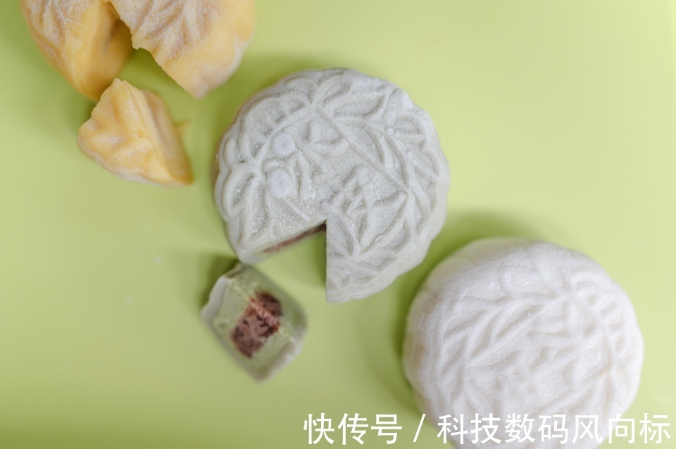 冰皮|香气浓郁,冰淇淋般的质感,榴芒一刻冰皮月饼体验