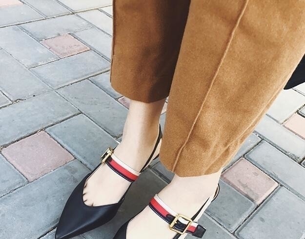 水晶鞋 新买的高跟鞋磨脚?挑选尖头高跟鞋有学问