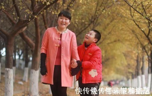 怯懦|妈妈若是这种家庭地位,孩子将来更容易出人头地,父母不妨对照下