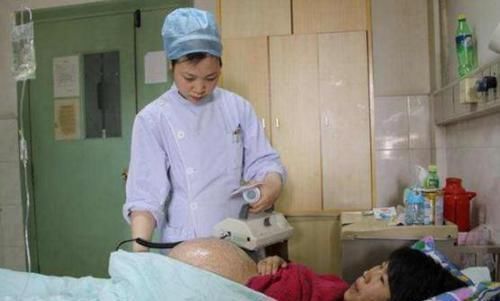 多胞胎|女子怀孕4个月就走不了路,被家人送往医院,检查后发现意外惊喜