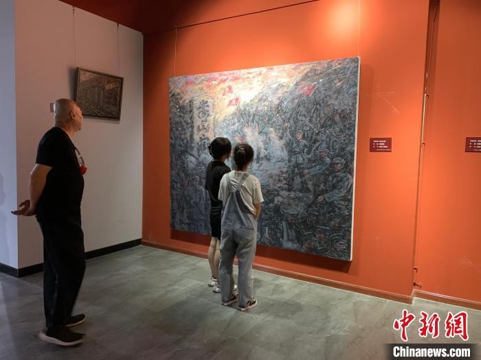 巡展|大型组画《伟大的长征》全国巡展亮相平遥