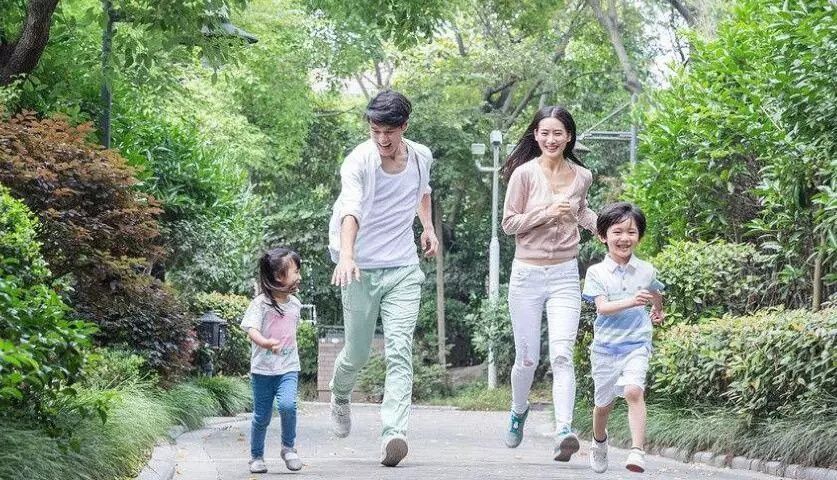 矮小症|孩子是“矮小症”还是晚长?若腿部有两个特征,身高或许能反超