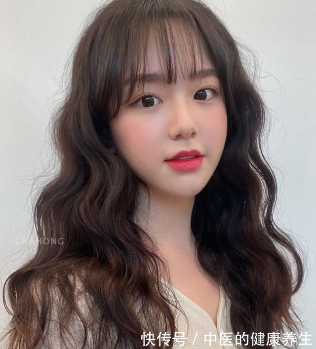 老气 30多到50多岁的女性,发型就选这14款,减龄时尚显气质!