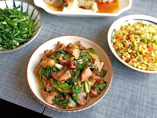 清清爽爽4个菜,20分钟上桌,有荤有素营养全,儿子说个个都好吃