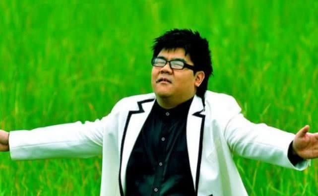 星光大道走红后四处捞金,被骂草根歌手杨光今怎样