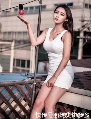 身姿|楚楚动人的紧身打底裤美女,勾勒女性曼妙优雅的身姿,特别吸睛