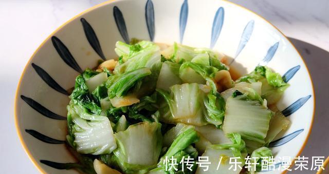 全职妈妈的午饭好吃又不贵,两道菜成本7块钱,做菜只要15分钟