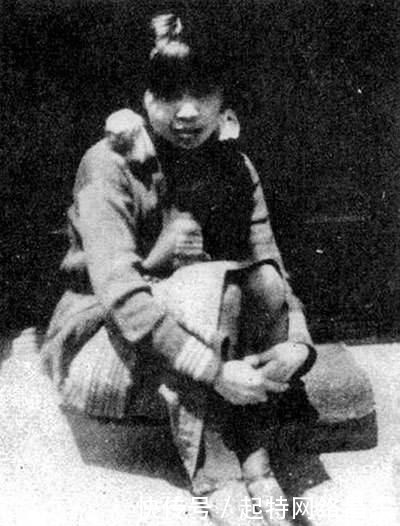 张爱玲|鲁迅的学生:与张爱玲齐名,23岁写下不朽名著