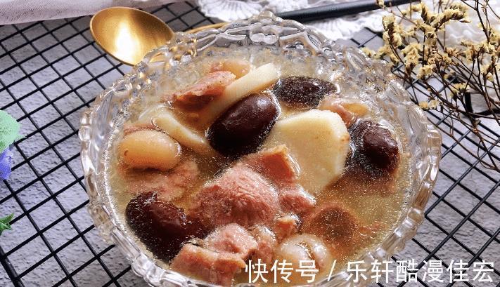 天冷多喝汤,山药搭配瘦肉一起煲汤,营养滋补做法简单