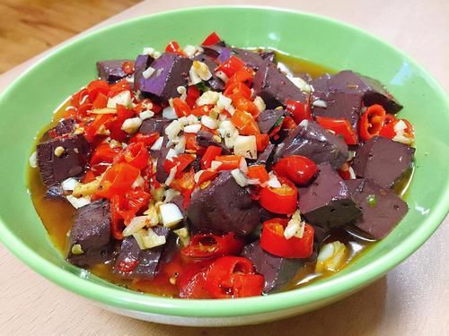 血液|经常吃猪血,究竟是有益还是有害?现在告诉你答案