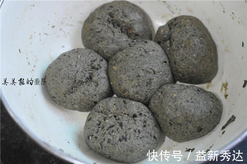 面团|年后早餐,老公爱上了它!平底锅一烙10分钟上桌,好吃还顶饱!