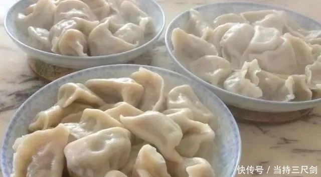 鲜美|秋天，芹菜茴香靠边站，多吃一种馅的饺子，鲜美多汁，我1周做2回