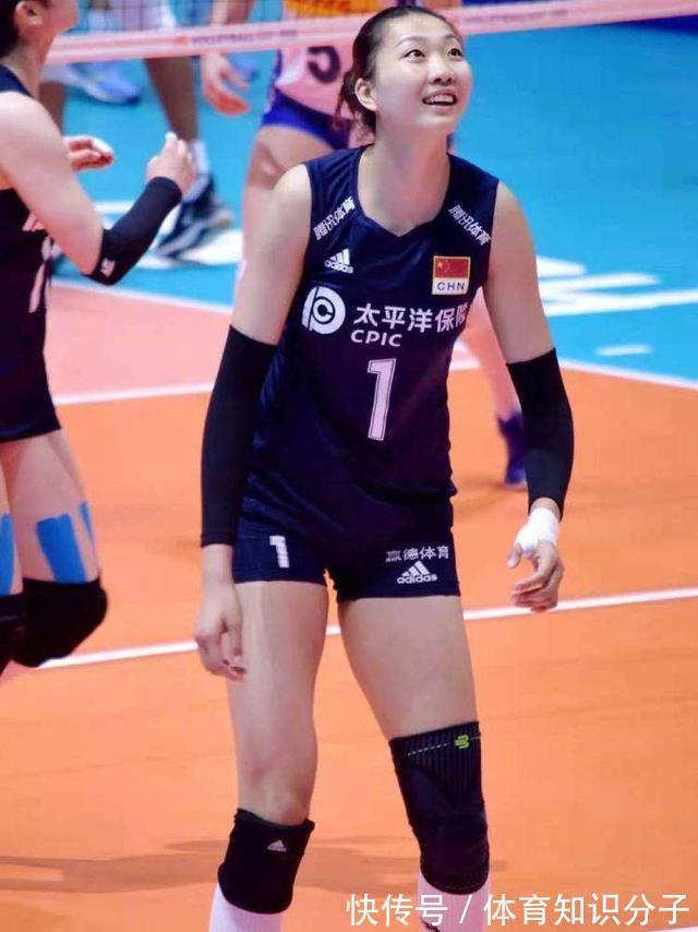排球|被八一队抛弃,后又被郎平选中,她是怎样成为女排最强副攻的呢