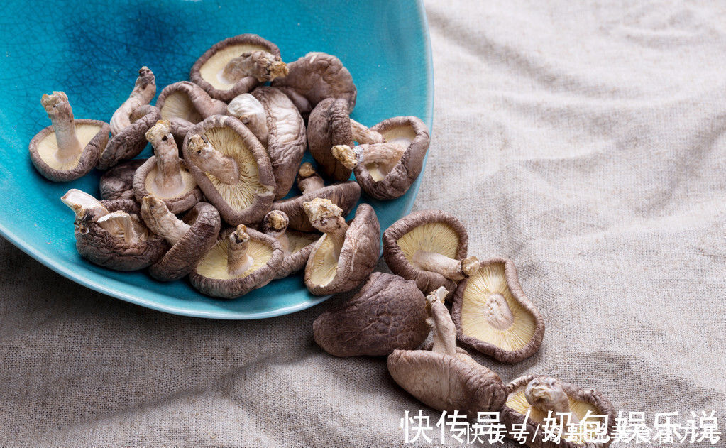 维d|买香菇,挑大的还是小的?牢记“3买3不买”,谁也不敢忽悠你