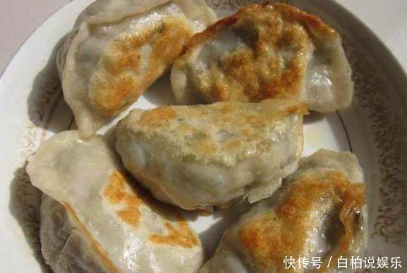 老妈做的这种馅的饺子, 绝大部分人没吃过, 简直是人间美味!