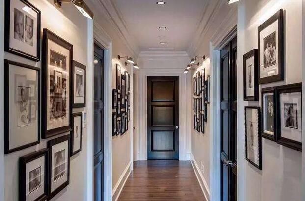 走廊|你家走廊还在堆杂物?太浪费,学我家打排柜子,亲戚参观好有面子