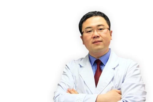 胫骨|逼孩子每日跳绳3000下，结果诱发骨骺炎！医生劝家长控制身高