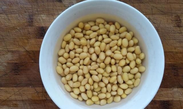 立冬后，多给家人做这锅肉，滋补又保暖，1周吃1回，手脚不再冰凉